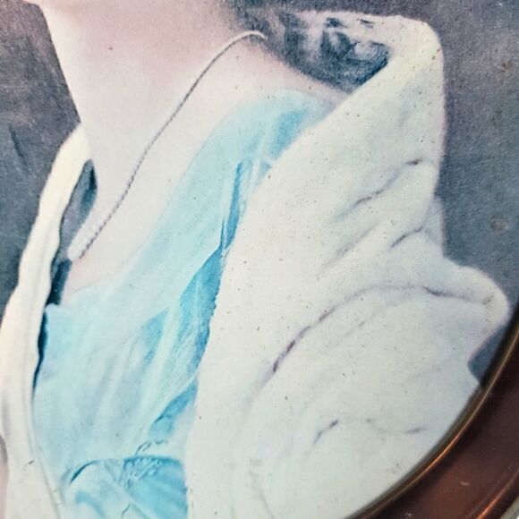 Vintage 1973 Coca Cola Oval Tin Serving Tray - Picture 7 of 14